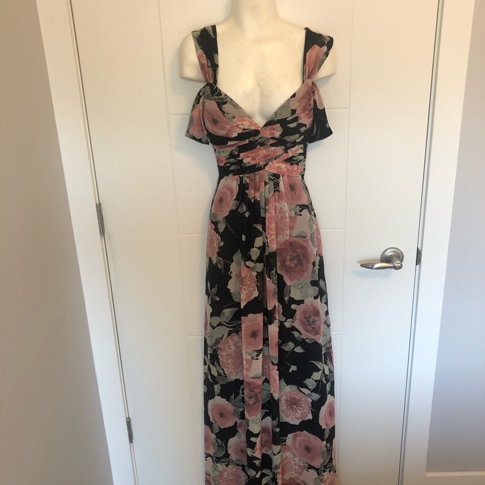 Soieblu summer maxi with cold shoulder